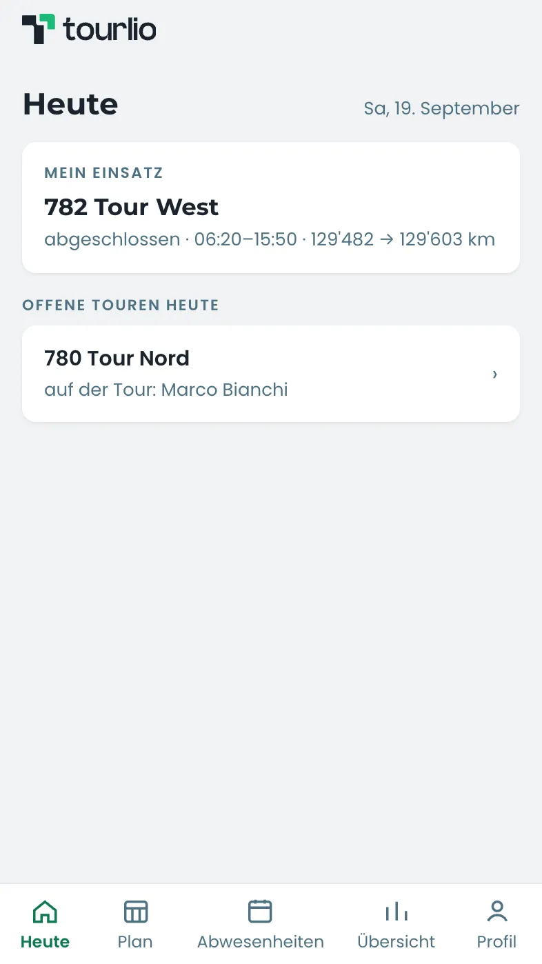Heute-Ansicht der Fahrer-App: Karte «Mein Einsatz, 782 Tour West, abgeschlossen» mit Zeiten und Kilometerständen, darunter unter «Offene Touren heute» die Tour eines Kollegen mit einem Pfeil zum Antippen.